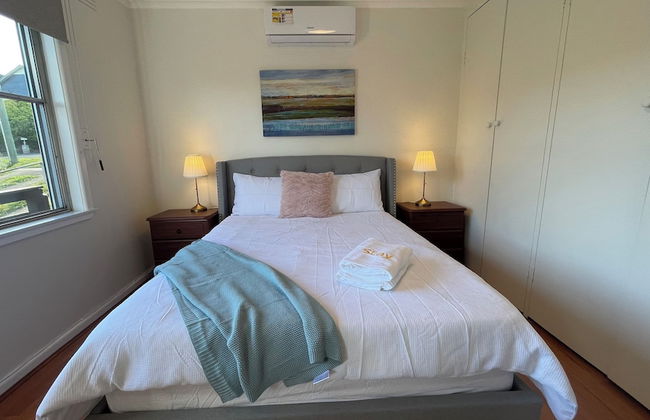 Morwell Pet friendly 3BM House - Photo 4