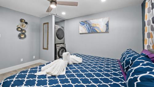 Comfortable 2BR Uptown Escape with Free Park - Foto 2