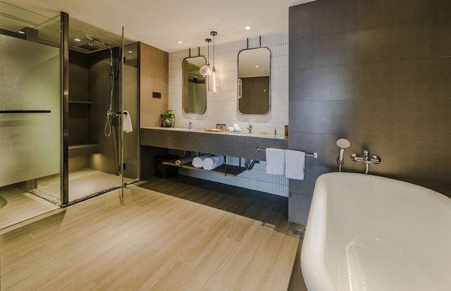 PESHT PREMIER HOTEL - Foto 35