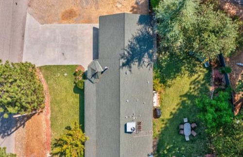 Acorn House - Charming house in green heaven with pool table with lovely backyard - Foto 38