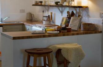 Cosy Canal-side lodge with log burner - Foto 12