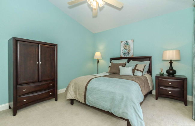 SW Cape Coral Vacation Home - Photo 4