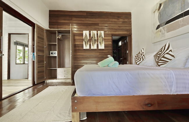 Joy Beach Villas - Photo 29