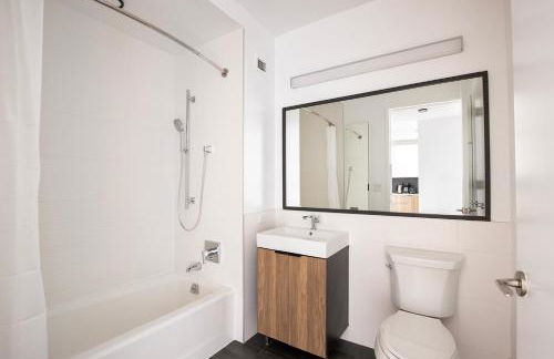 Blueground Long Island City washer nr Gantry Plaza NYC-2022 - Foto 11