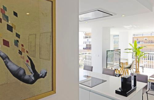 Loft Deluxe, Luminoso, Parking y Piscina - A 100 m del Mar AC - Photo 23