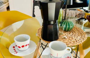 Apartment with views of sea and mountains - Photo 11