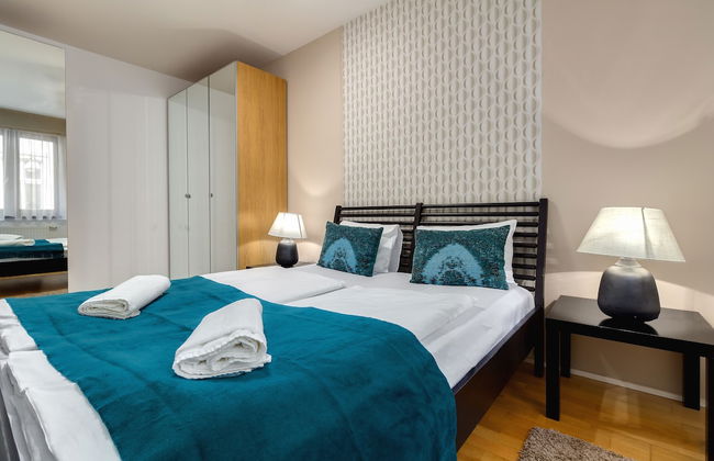 Quality Point Apartments 0-24 reception - Foto 14