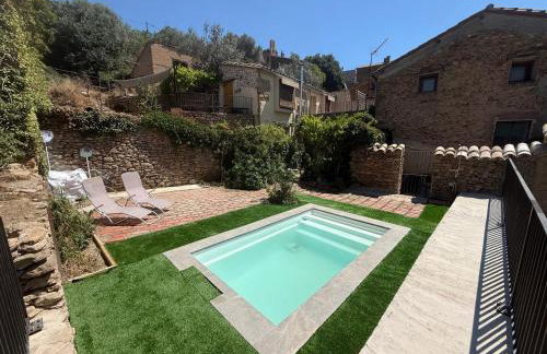 Casa acollidora i familiar amb barbacoa i piscina - Foto 1
