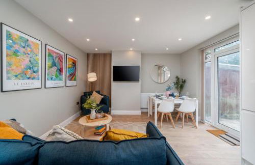 Edgeware Home 4 Bedroom House-Free Parking - Foto 1