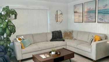 Quaint Mid-Century Cottage by the Coast - Foto 3