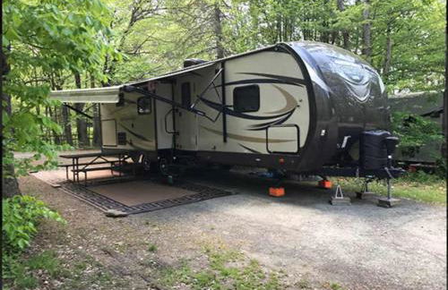 Pop up Camper Site Water & Electric Up to 32FT Site ONLY - Foto 9