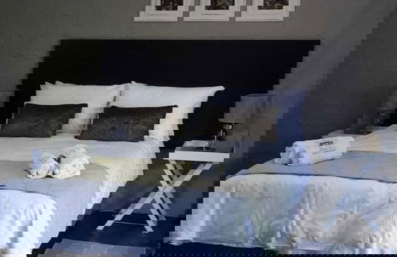 The Minimalist - Photo 9