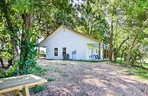 2 Mi to Marinas and Grove Cozy Cabin with Grill - Foto 20