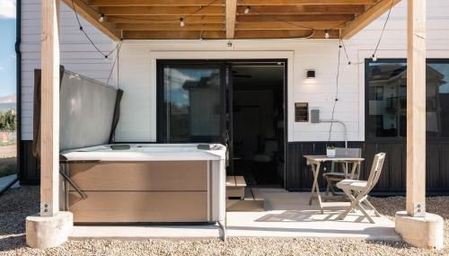 New Luxe Condo - Hot Tub - Minutes to WP! - Fraser - Foto 5