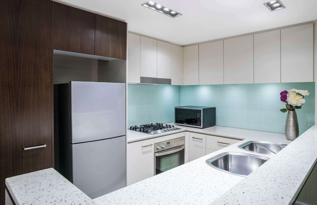 Oaks Brisbane Casino Tower Suites - Photo 30