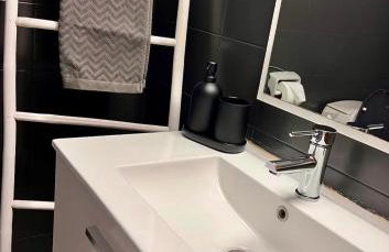 Spacious 2BR Apartment with Balcony near Metro Thessaloniki - Foto 21