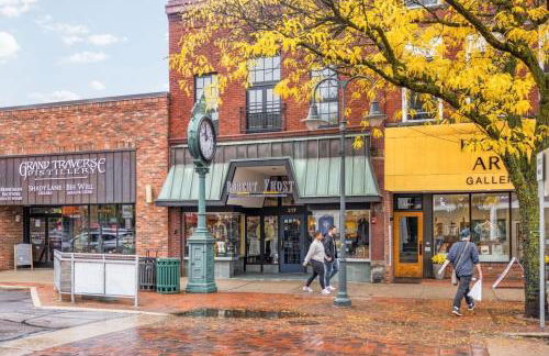 Luxury TC Loft: Historic Condo! - Foto 67