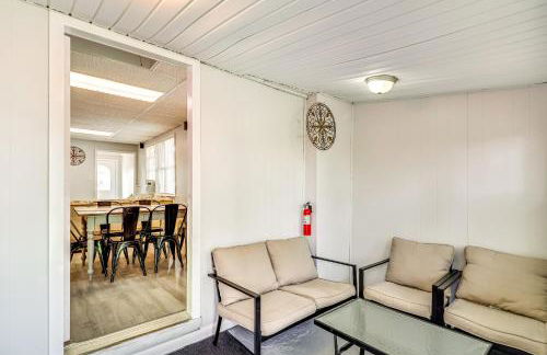 Cozy Keansburg Cottage Walk to Beach and Boardwalk! - Foto 21