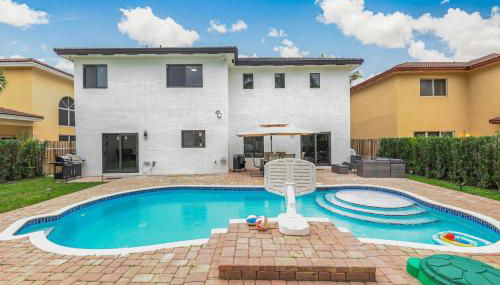 Modern Miami Home with Patio and Pool - Foto 5