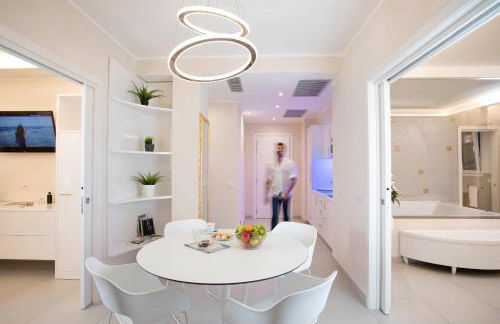 White Suite & Apartments - Foto 22