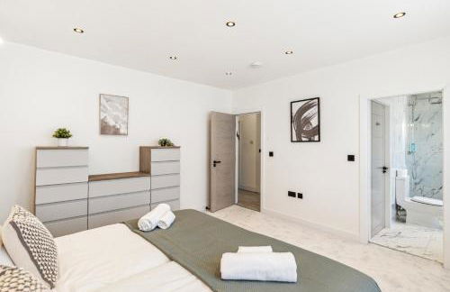 Spacious 6 Bedroom Luxury Home Sleeps 14 Royal Manor 57 - Foto 35