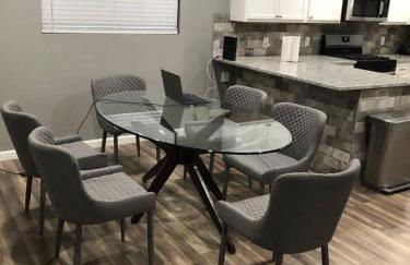 Downtown Contemporary yet Cozy Fun - Foto 10