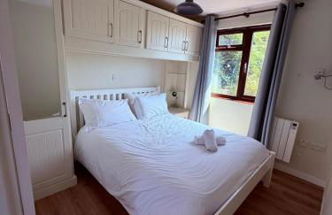 Cliff top chalet with stunning ocean views - Photo 5