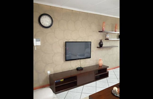 3 Bedrooms Exclusive House in Northmead - Foto 8