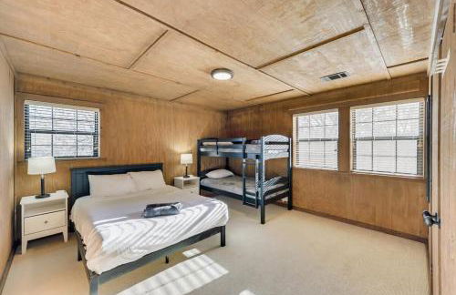 Spacious Ranch Style Home w Cinema Room - Foto 30