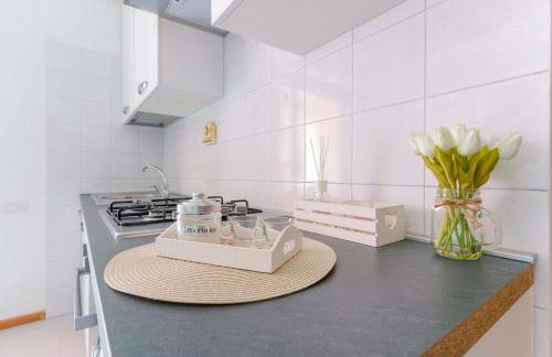 Casa Suite Himalaya Estate in Sardegna Vicino al Mare e Aeroporto Wi-Fi & Parcheggio - Foto 27