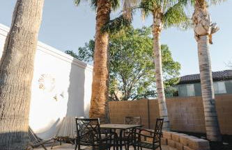 Modern Casita,Spa,Pool 10 Min to AZ Athletic Center - Photo 34