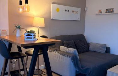 Apartamento con vistas al mar y montaña - Piscina - Foto 23