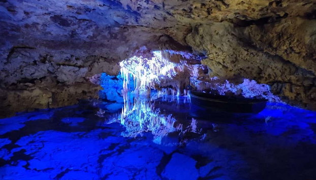 Visita guidata delle Grotte di Hams - Foto 4, Formazioni di rocciose nelle grotte
