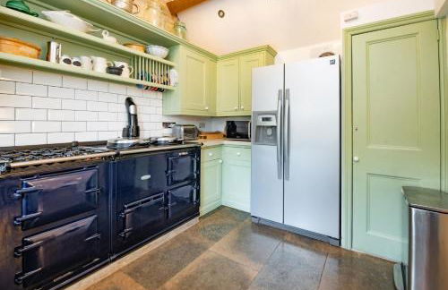 Magnificent Clarence cottage! - Photo 50