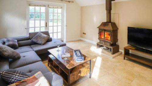 Paws In The Pines - Photo 3