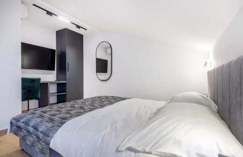 Seafront Villa Kupinica with heated Pool - Foto 49