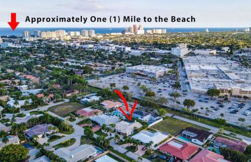 Lynoras Luxe Estate 3 bedroom 3 bath with Modern Design and Heated Pool - Foto 69