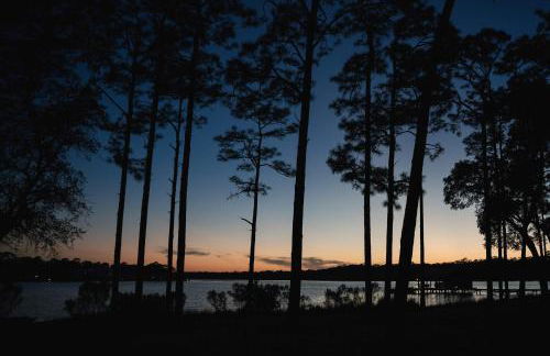 Secluded Waterfront Retreat for 23 - Dock Pets OK - Photo 10