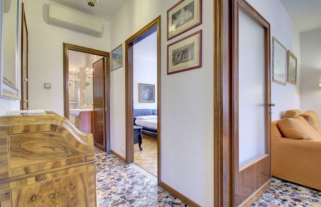 PEGGY-Guggenheim - Photo 18