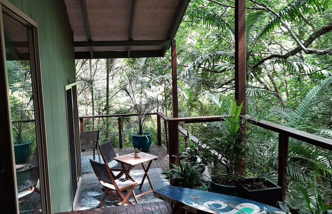 Treetops Accommodation Montville - Photo 32