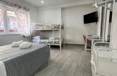 Dimora di Antonietta Room - near Train Station & Wi-Fi - Foto 9