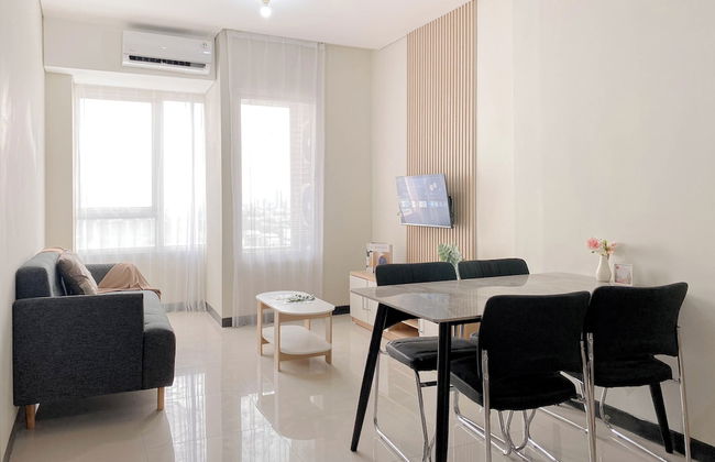 Great Deal And Spacious 2Br At Nifarro Park Apartment - Foto 11