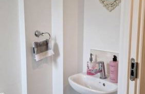 Well Furnished 3 Bedroom House in a cosy estate in Bolton - Foto 20