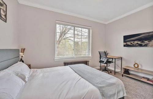 3rd Floor 2BD near DPAC, Duke, and Hospital - Foto 13