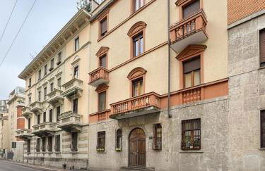 ArtStay - Exclusive Apt Near Metro M1, AC, Parking - Foto 27