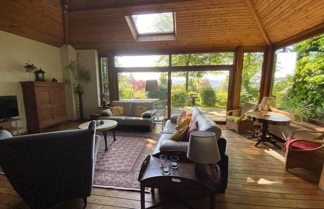 Charming Holiday Home With Garden - Photo 16