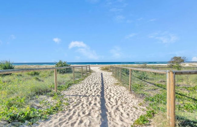 Ocean Front Escape on Palm Beach - Foto 32