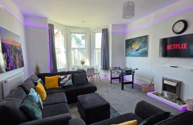 Spacious - Free Parking - Sleeps 6 - M20-FolkestoneCentralStation - Foto 12