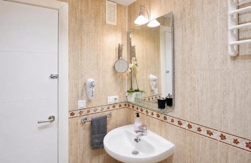 Precioso apartamento en el Calón Playa con vistas y piscina - by Almería Rentals - Foto 15