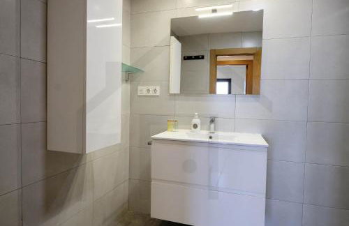 Campoamor Centro - Coqueto apartamento con WiFi. - Photo 49